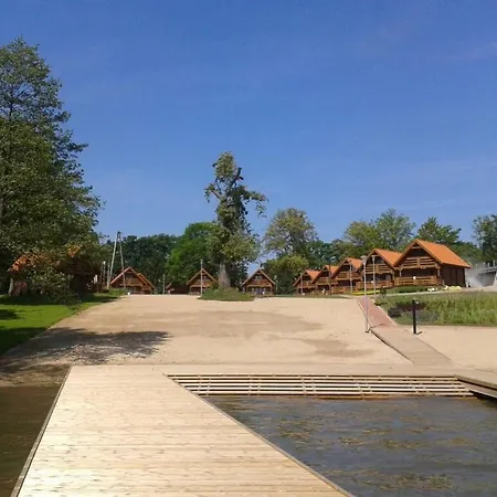 Ketrzynska Przystan Nad Jeziorem Mamry Parque de vacaciones Węgorzewo